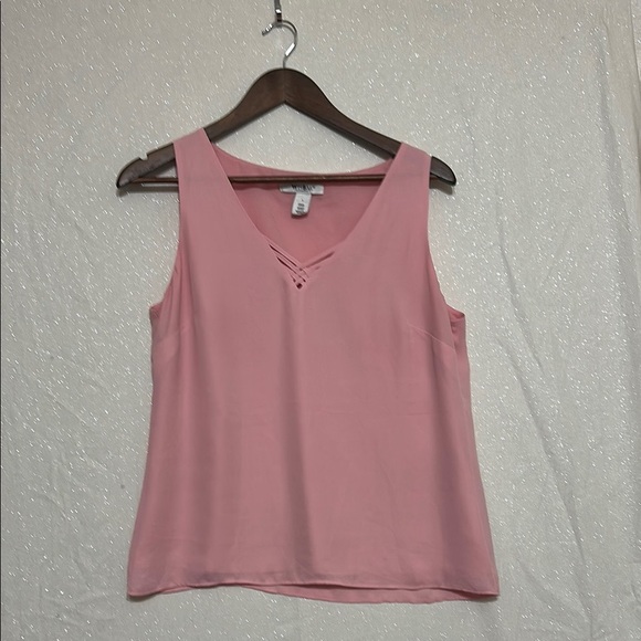 White House Black Market Pink Tank Top V-Neck - Picture 1 of 6